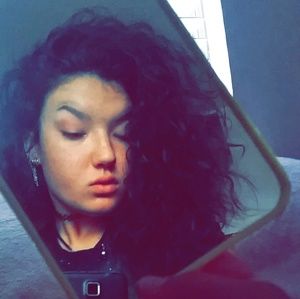 Meet your Posher, Sophia